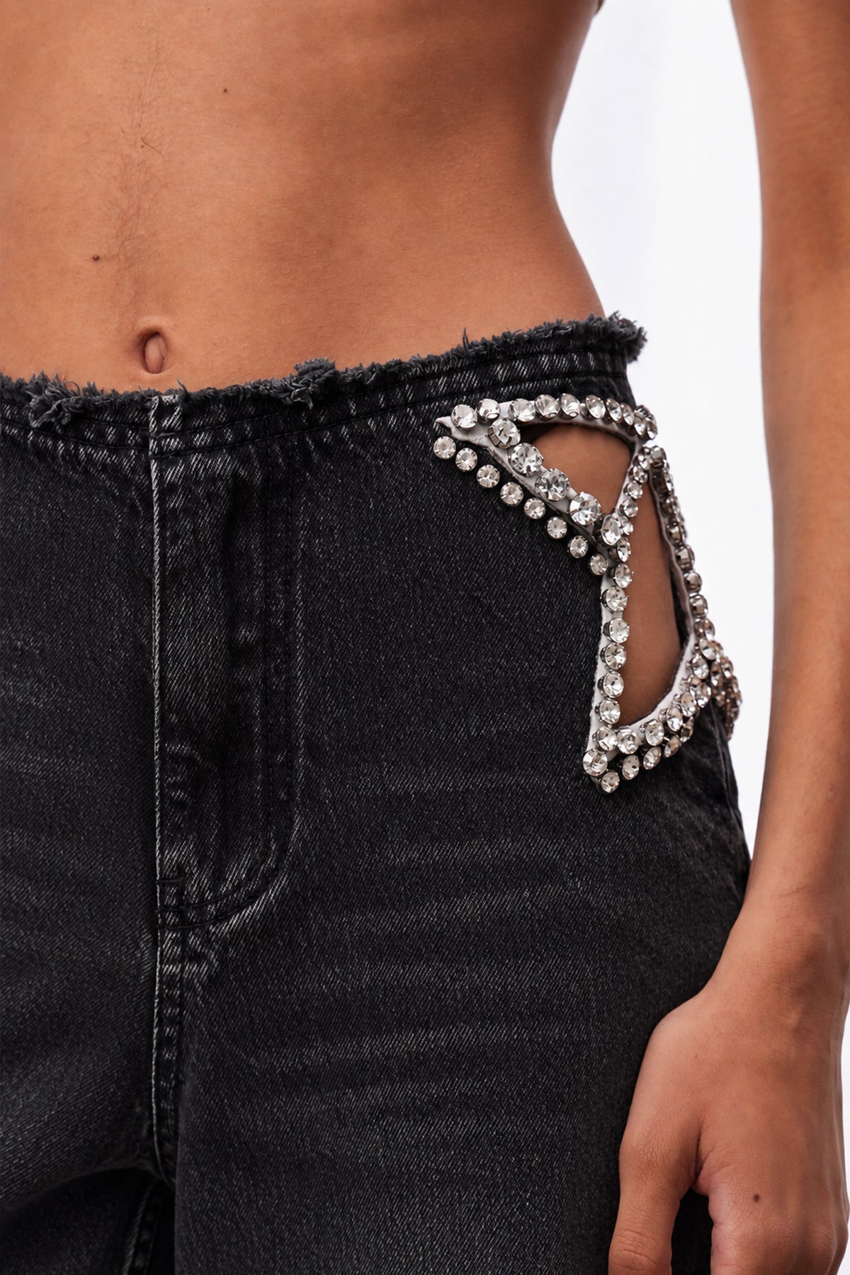 Izdihar Kristal Kelebek Detaylı Siyah Jean Pantolon