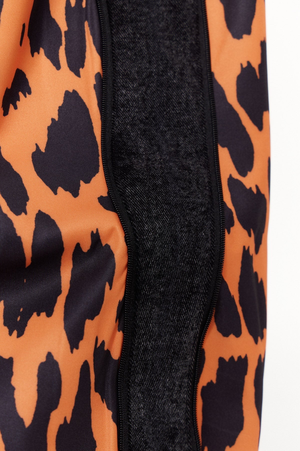 Edelmira Leopar Desenli Dekonstrüksiyon Barrel Jean Pantolon