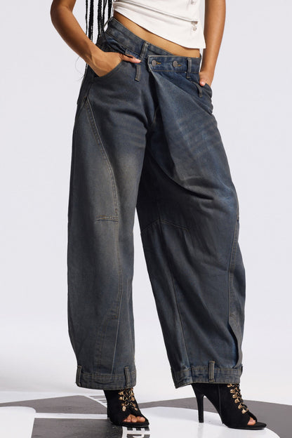 Bilal Desenli Asimetrik Baggy Jean Pantolon