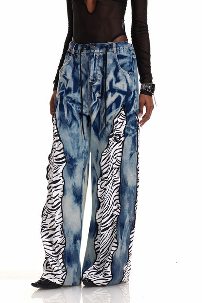 Caprina Batik Boyalı Dekonstrüksiyon Barrel Jean Pantolon
