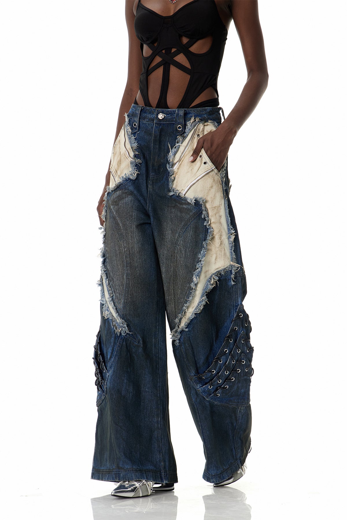 Courteney Püskül Detaylı Jean Pantolon