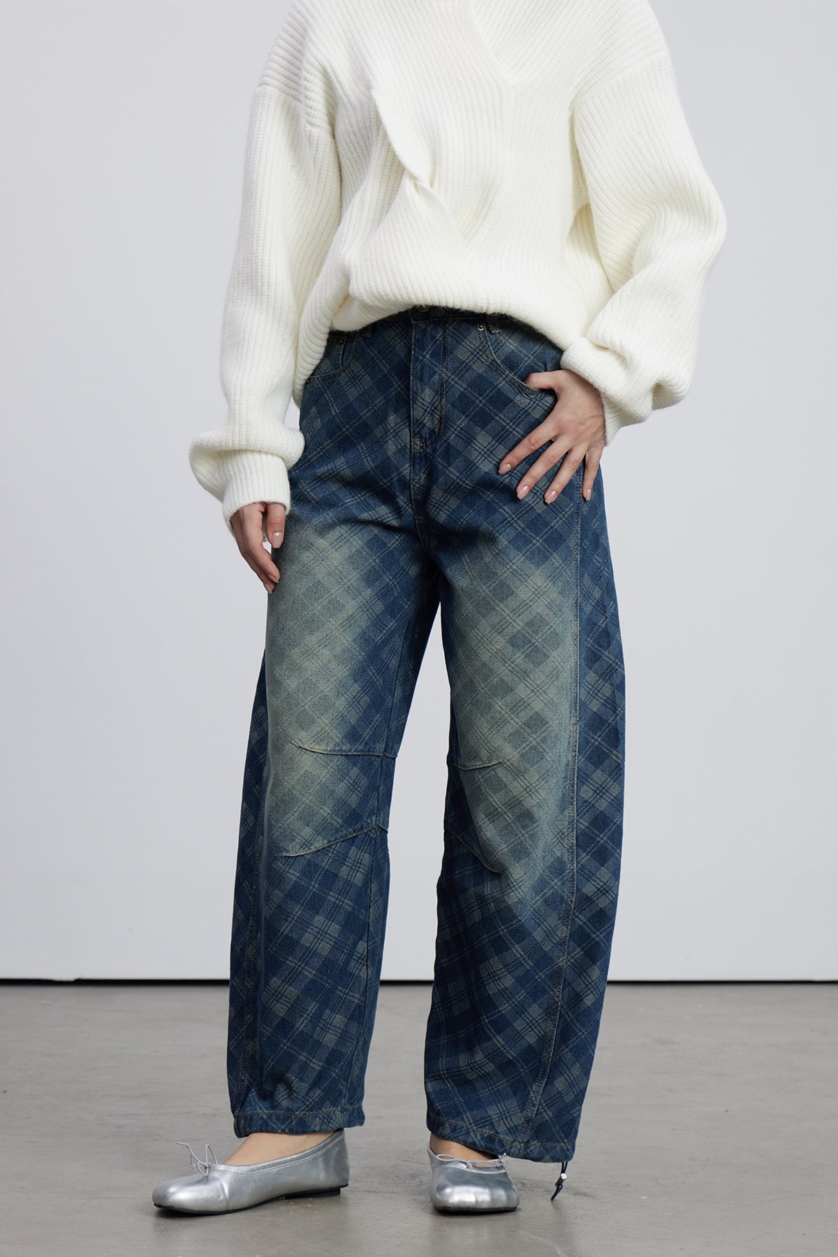 Emelia Izgara Desenli Barrel Jean Pantolon