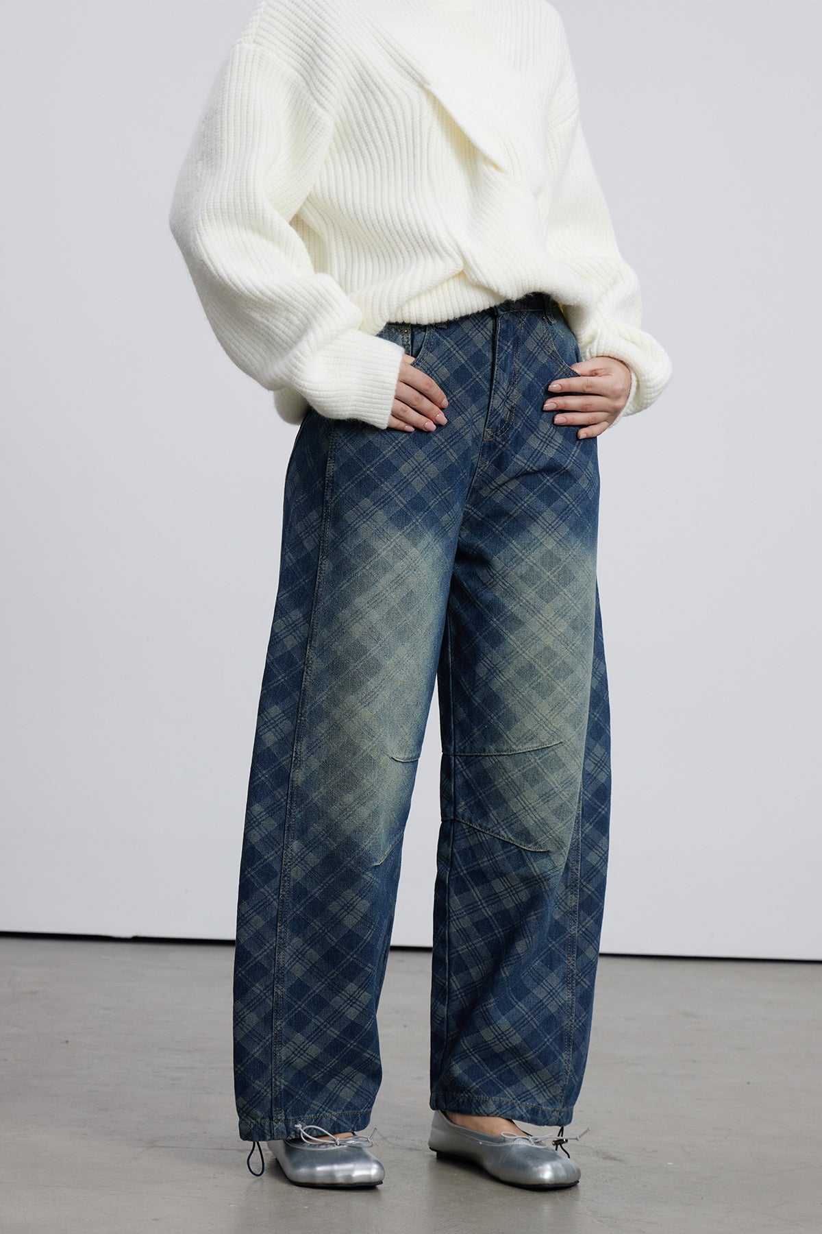 Emelia Izgara Desenli Barrel Jean Pantolon