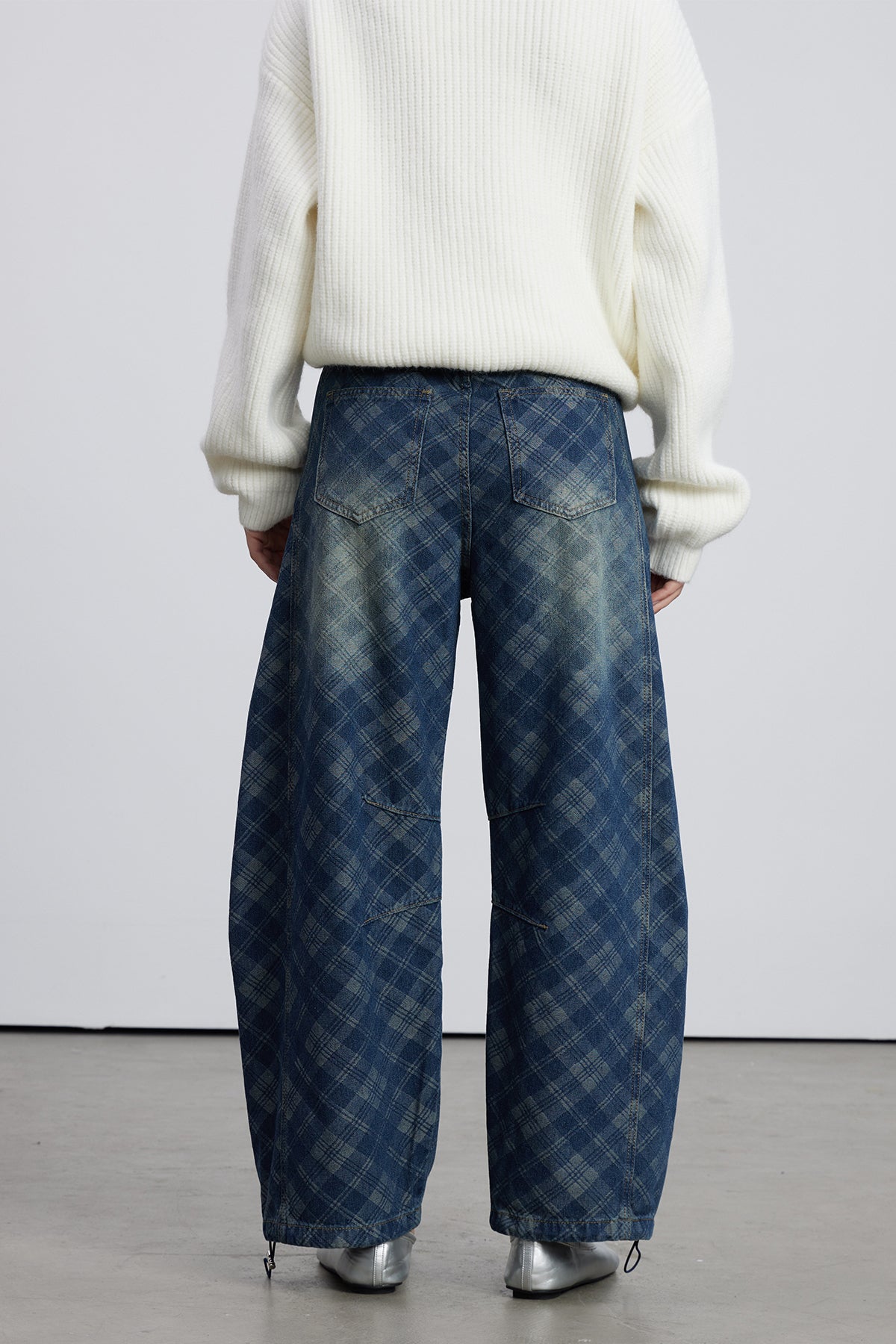 Emelia Izgara Desenli Barrel Jean Pantolon