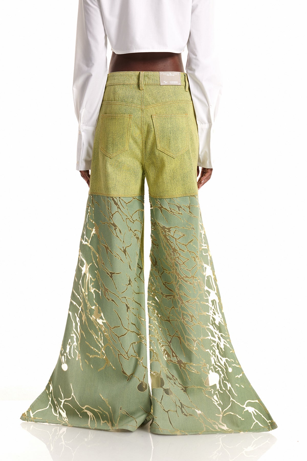 Enda Yırtmaç Detaylı Burnout Jean Pantolon