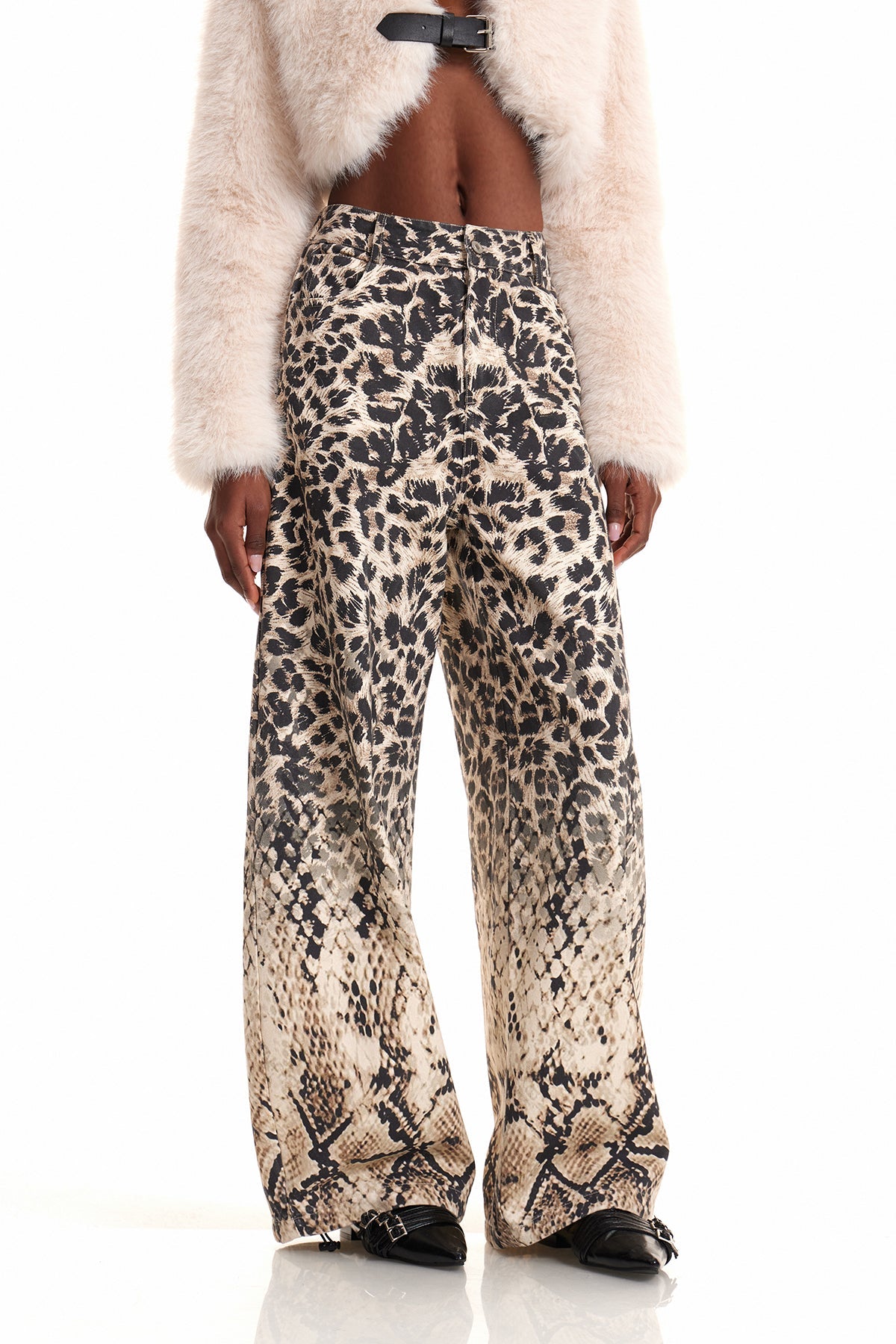 Eneida Leopar Piton Desenli Jean