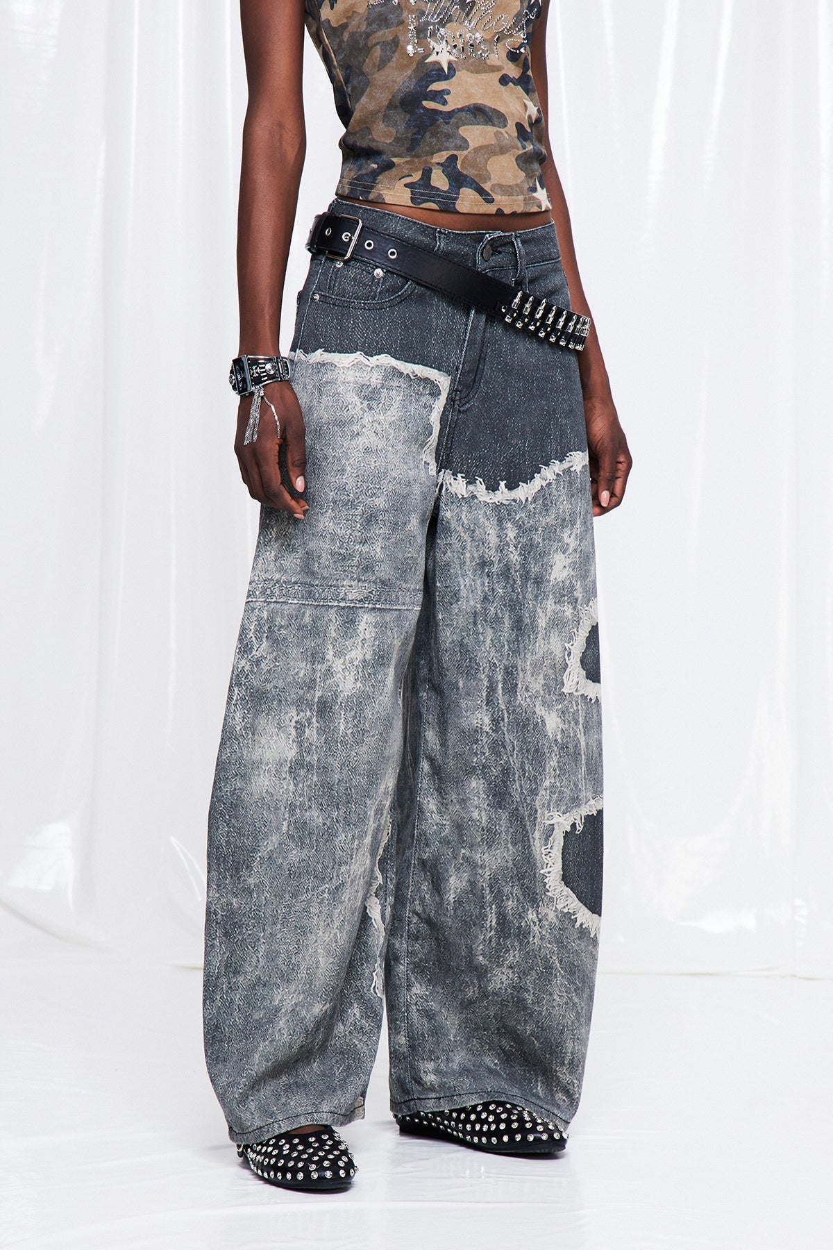 Frida Püskül Baskılı Barrel Jean Pantolon