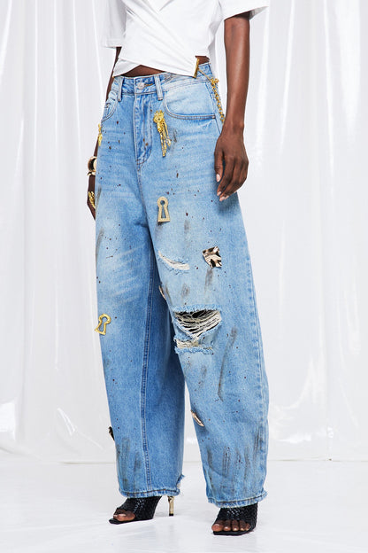 Frigyes Süslemeli Yırtık Baggy Jean Pantolon