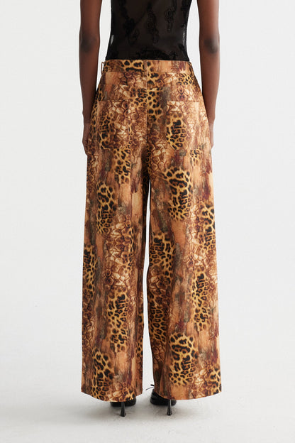 Ine Leopar Desenli Geniş Paça Jean Pantolon